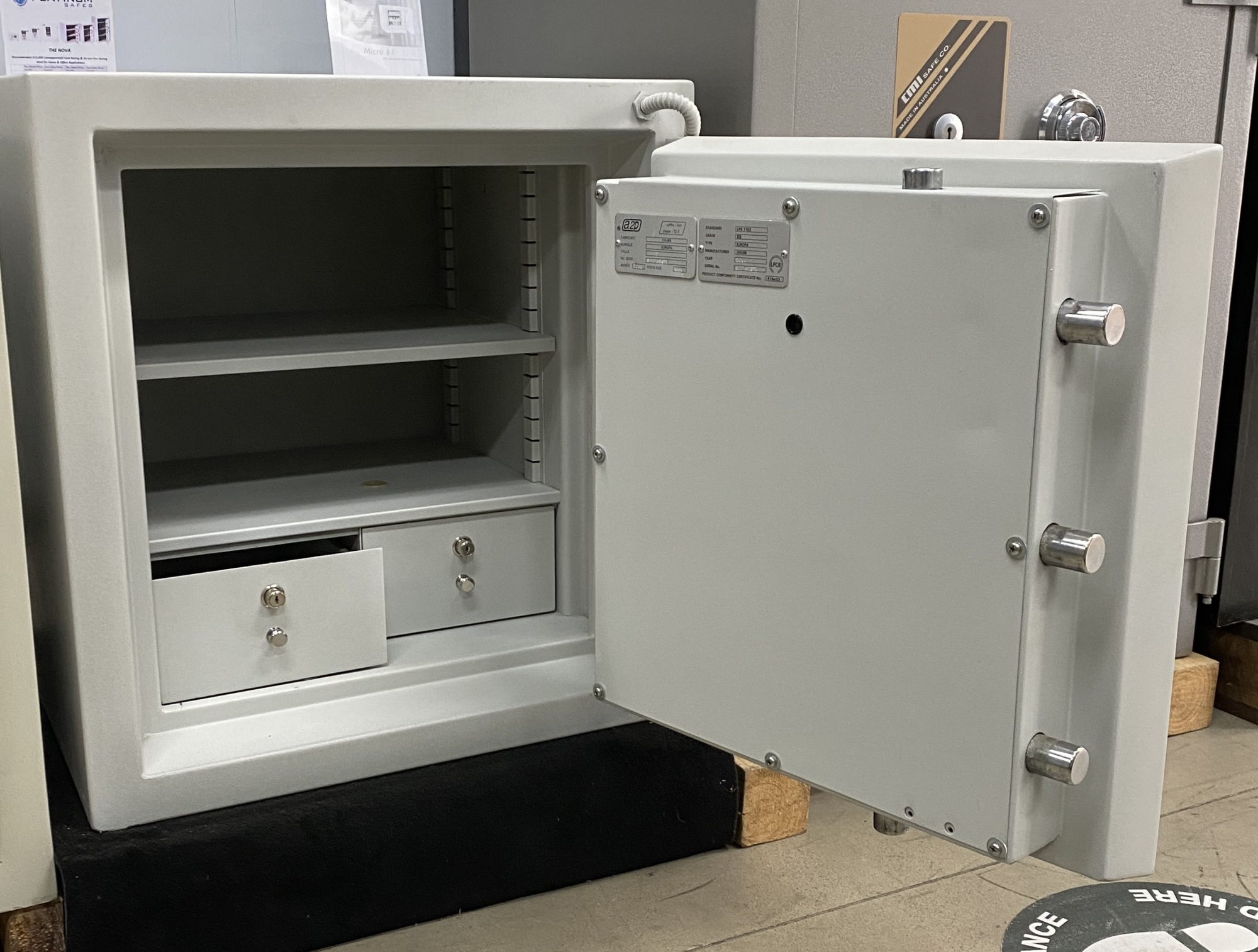 Chubb Europa Grade III Size 2 SHS