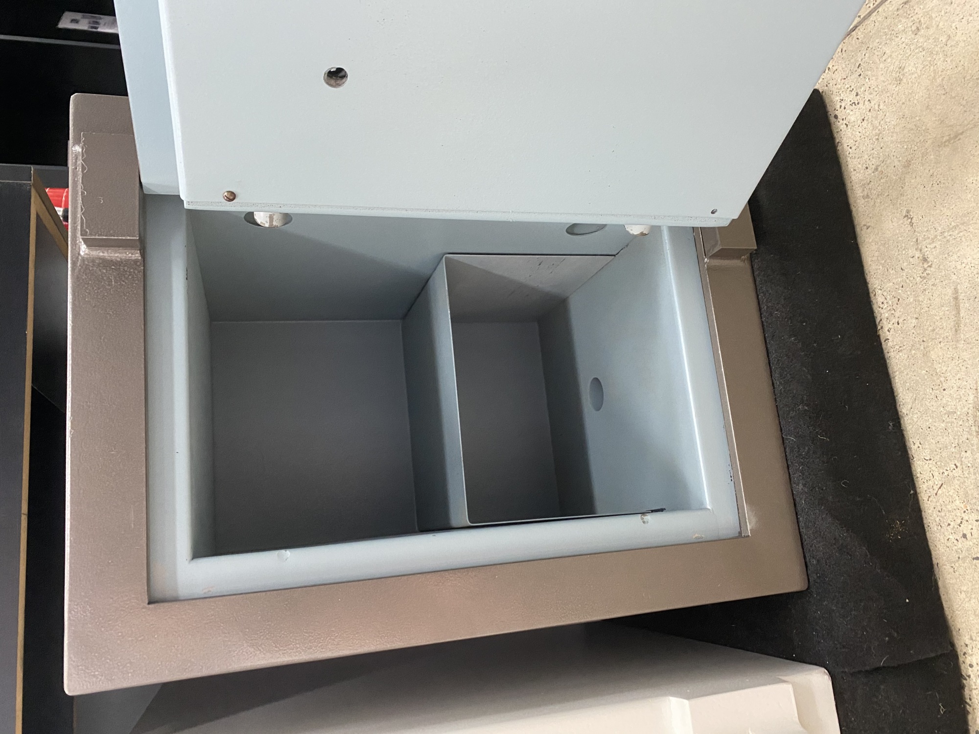 Kelly K1 Second Hand Safe